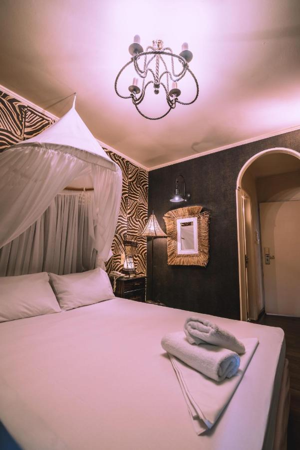 Ruby Rooms Kifisia - Adults Only Афіни Екстер'єр фото