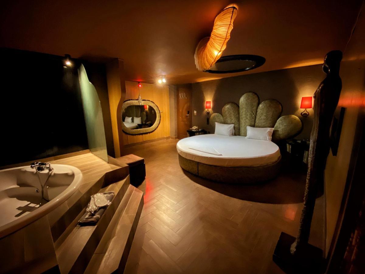 Ruby Rooms Kifisia - Adults Only Афіни Екстер'єр фото