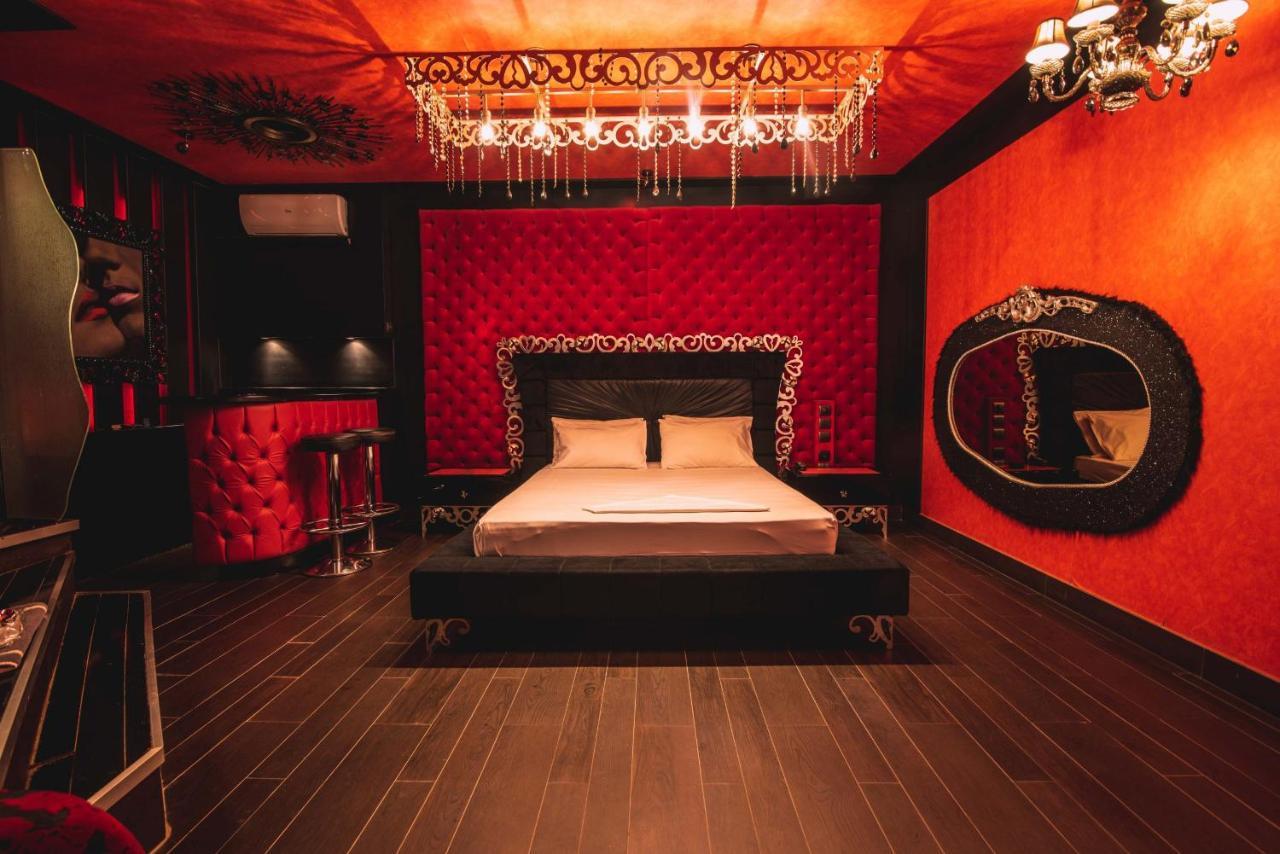 Ruby Rooms Kifisia - Adults Only Афіни Екстер'єр фото