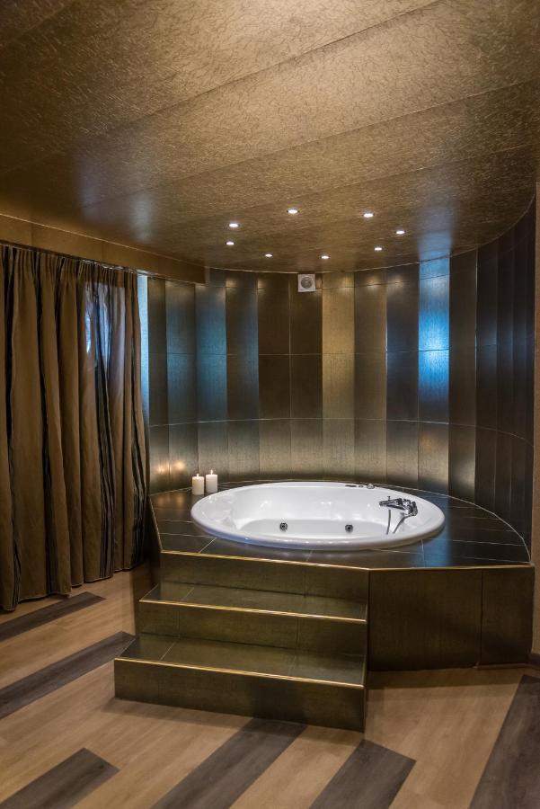 Ruby Rooms Kifisia - Adults Only Афіни Екстер'єр фото