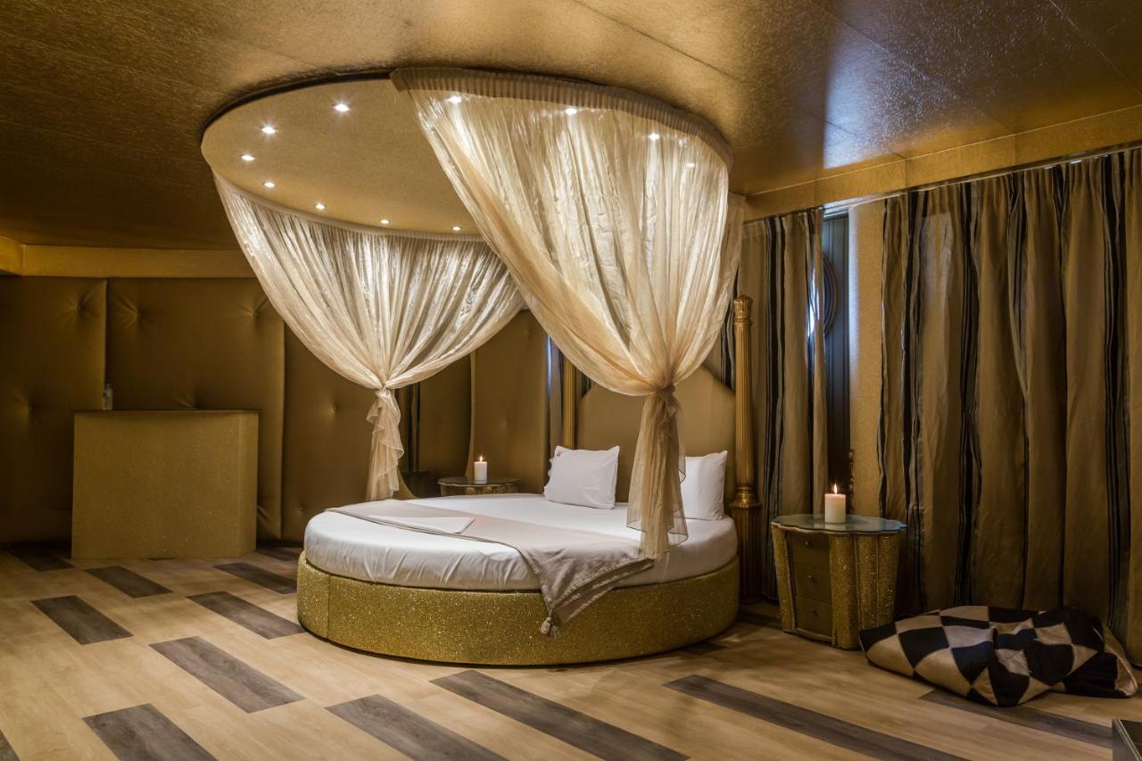 Ruby Rooms Kifisia - Adults Only Афіни Екстер'єр фото